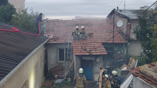 Maltepe'de gecekonduda çıkan yangında 11 yaşındaki çocuk öldü, 3 kişi ağır yaralandı