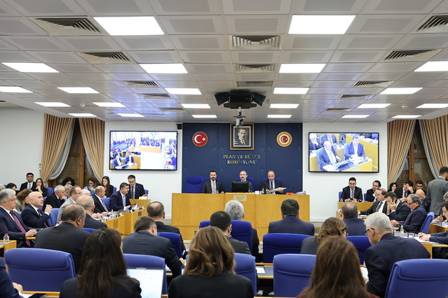 TBMM'de yatırım fonları teklifi görüşüldü, muhalefet SPK'yı ve BDDK'yı eleştirdi