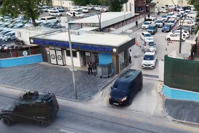 Gaziantep'te aranan 155 şüpheli, özel harekat destekli operasyonla yakalandı
