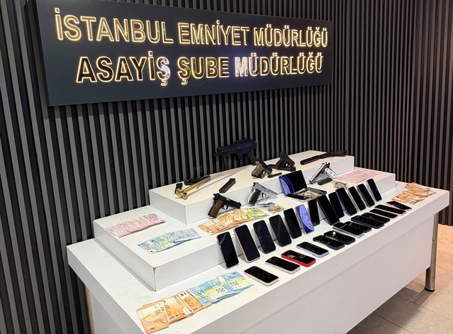 Almanya'da 4 milyar lira suç geliri iddiasıyla aranan şüpheli estetikte yakalandı