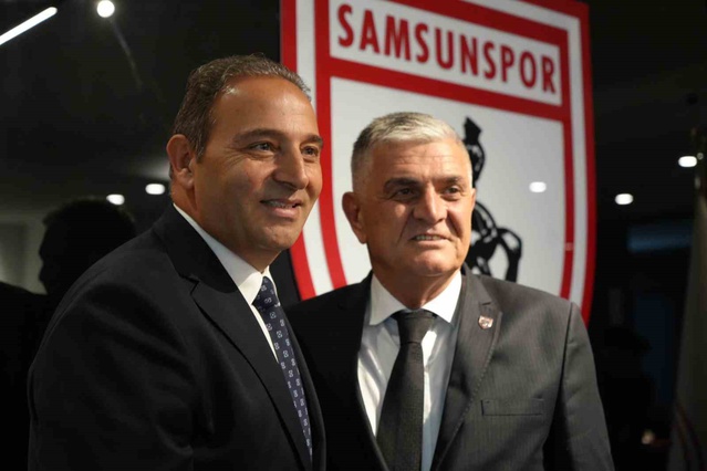Samsunspor Direktörü Çapa, küme endişesi yok, en az bir forvet alacaklarını söyledi