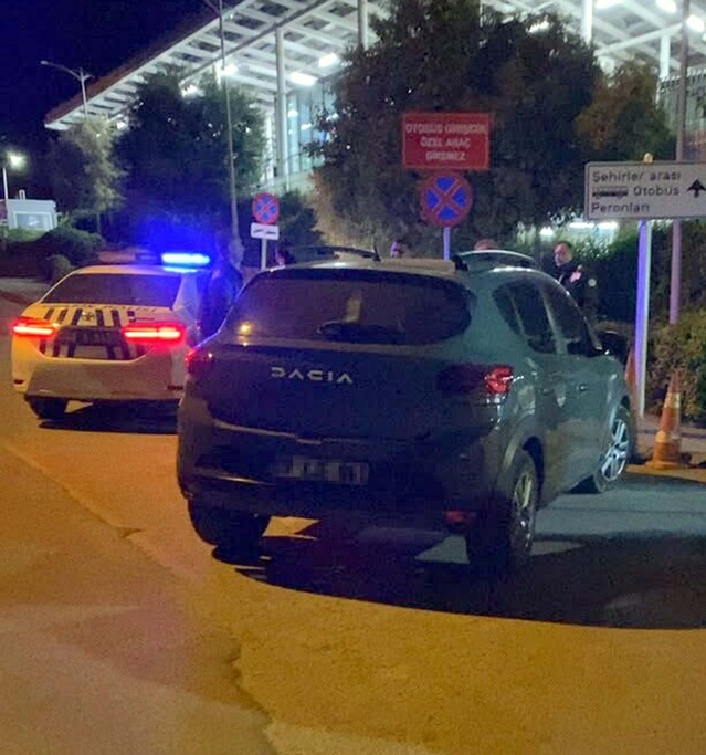Muğla'da korsan taksiciyi taksiciler yakalattı, sürücüye 100 bin lira ceza kesildi