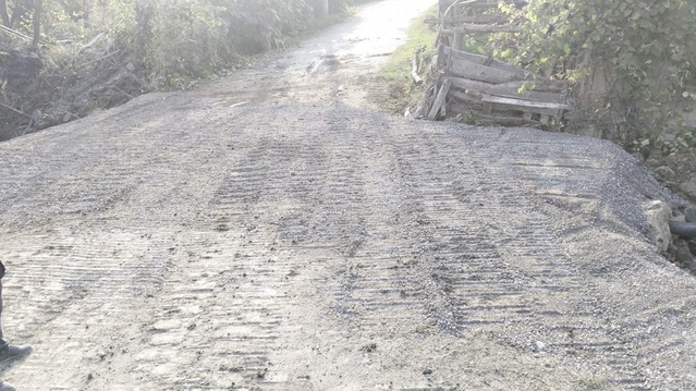 Düzce İl Özel İdaresi, Kaymakçı Köyü'nde toplam 13 metrelik 6 kutu menfez yerleştirdi
