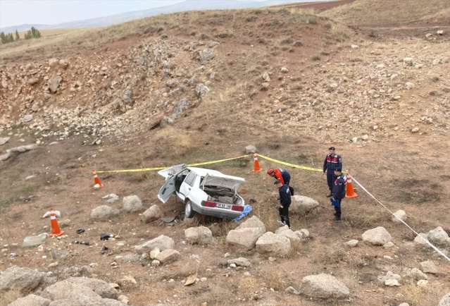 Nevşehir Hacıbektaş'ta otomobilin altında kalan sürücü hayatını kaybetti