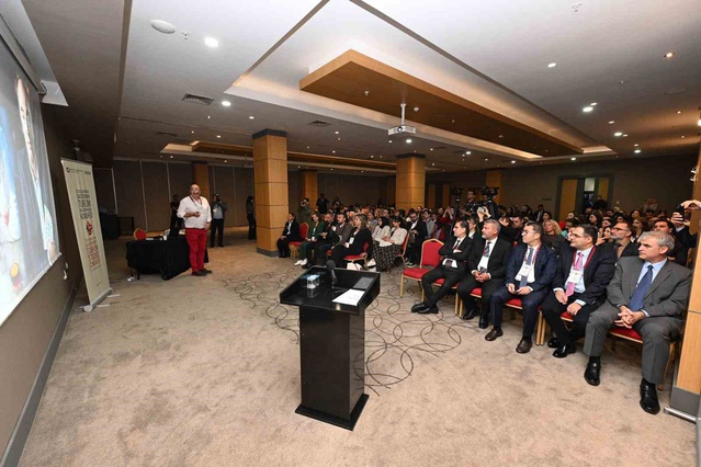 10. Gastronomi Turizmi Kongresi Eskişehir'de 303 bildiriyle başladı