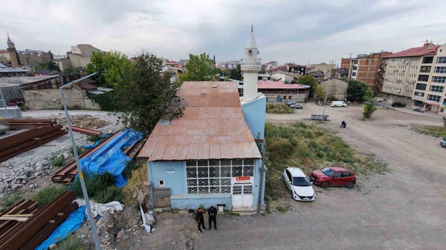 Erzurum'da evden camiye çevrilen Ketencizade Camii kentsel dönüşümde ayakta kalıyor