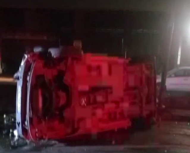 Malatya Yeşilyurt'ta minibüsle otomobilin çarpıştığı kazada 5 kişi yaralandı