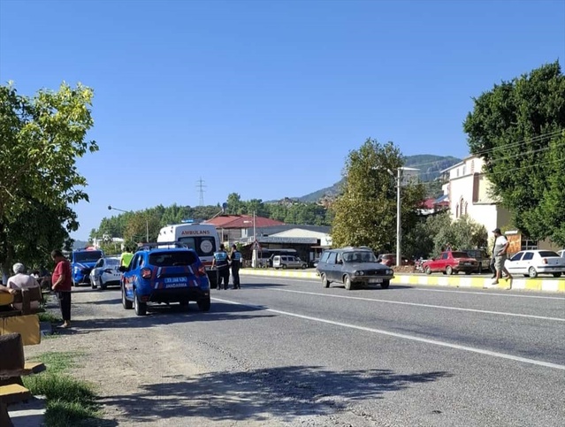 Mersin Bozyazı'da 85 yaşındaki yaya otomobil çarpması sonucu öldü.