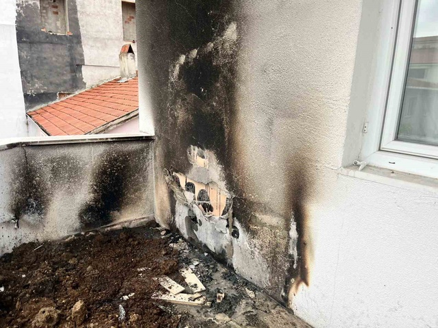 Bilecik'te küçük tüpte pişen yemek unutulunca çıkan yangın evde hasara yol açtı