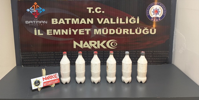 Batman'da narkotik köpeğinin tepki verdiği araçta 5 kilo 200 gram uyuşturucu bulundu