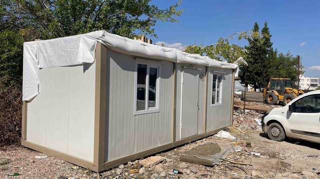 Adıyaman'da konteynerden klima çalınca polis kimliği belirsiz şahısları arıyor