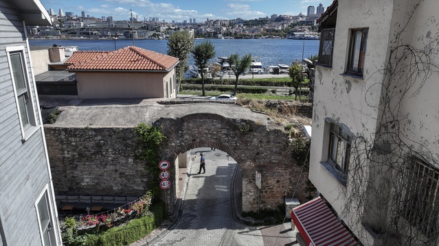 Cibalikapı, Roma'dan Cumhuriyet'e 1800 yıllık tarihiyle İstanbul'a tanıklık ediyor