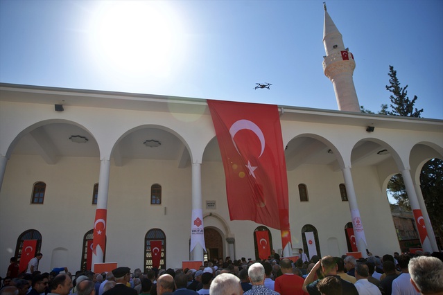 Osmaniye'de Enver-ül Hamit Camisi Vakıflarca restore edilip ibadete açıldı