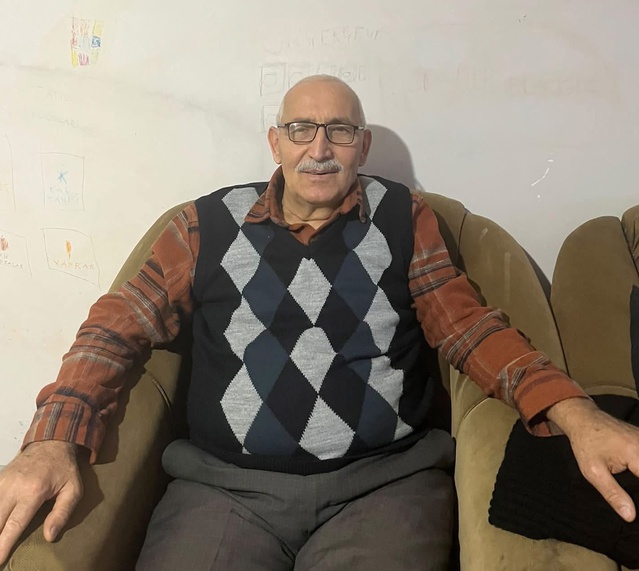 Zonguldak Alaplı'da çardakta üzüm toplarken merdivenden düşen yaşlı adam kurtarılamadı