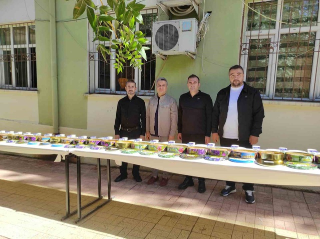 Batman Sason'da 4. festivalde 28 arıcının balı tat, koku ve aroma için jüriye sunuldu