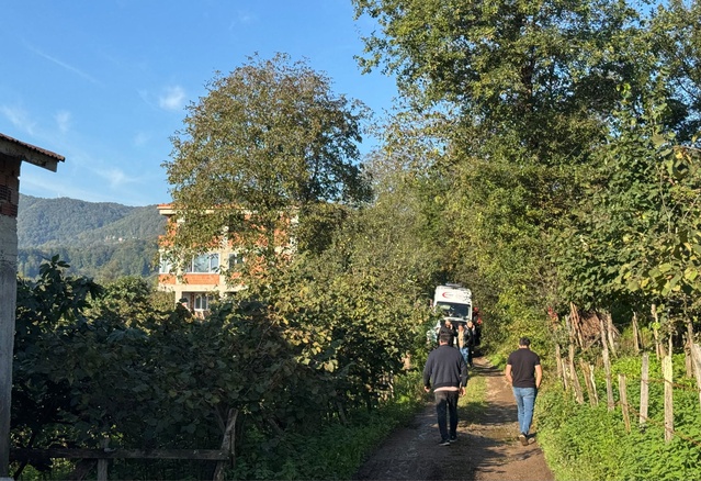 Ordu Korgan'da oğlu öldürülen anne, şüphelinin ailesinin evinde vurularak öldü