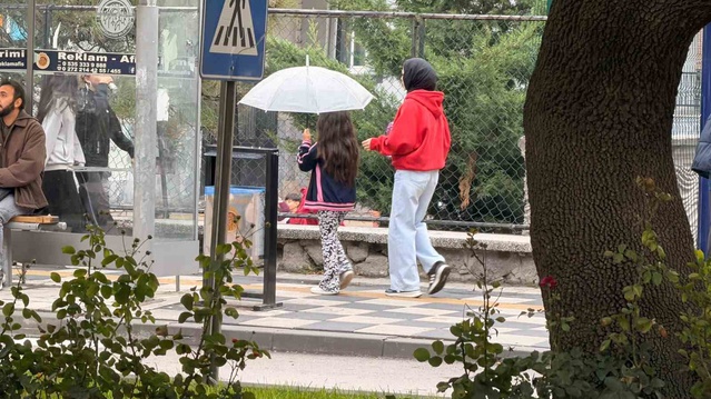 Meteoroloji Afyonkarahisar'da kuvvetli sağanak ve gök gürültülü yağışa karşı uyardı