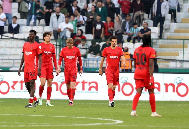 Süper Lig'de liderdi, küme düşme hattına geriledi