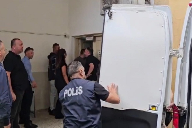 Girne'deki gemi faciasında aileler Filo Denizcilik önünde: Zanlılar 7 gün daha tutuklu kalacak