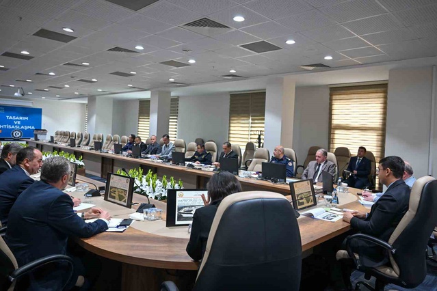 Uşak'ta üniversite güvenlik tedbirleri Vali Kartal başkanlığında görüşüldü