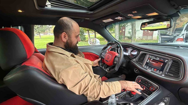 Eskişehirli asgari ücretli inşaat işçisi, 850 bin liraya aldığı otomobili kullanıyor