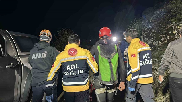 Isparta Yazılı Kanyon'da mahsur İHH ekibinden 3 kişi kurtarıldı, 1 gönüllü öldü
