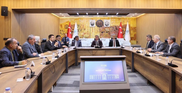 Erzincan'da üniversite öğrencilerine abonman indirimi 2026-2027'de de sürecek