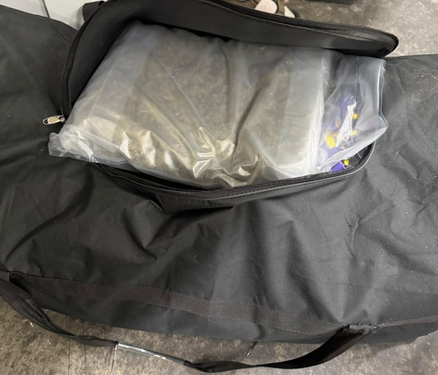 Kapitan Andreevo'da Ukrayna plakalı tırda 221 kilo 730 gram esrar ele geçirildi