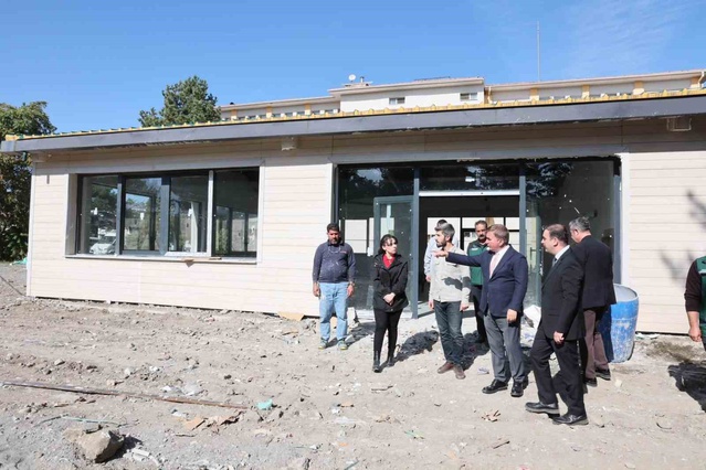 Erzincan Valisi Aydoğdu, DSİ sosyal tesis ve kütüphane inşaatını yerinde inceledi