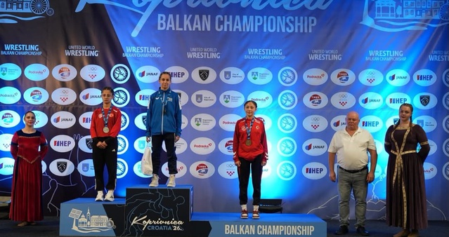 Kübra Selin Turgut, Hırvatistan'da U17 42 kiloda Balkan ikincisi oldu