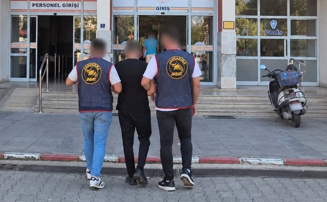 Aydın Bozdoğan'da 21 yıl 2 ay hapis cezası bulunan hükümlü jandarmadan kaçamadı