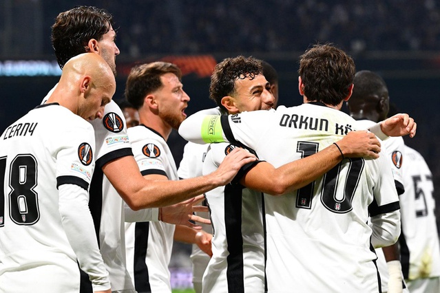 Beşiktaş'ın Trabzonspor maçı kadrosunda sürpriz