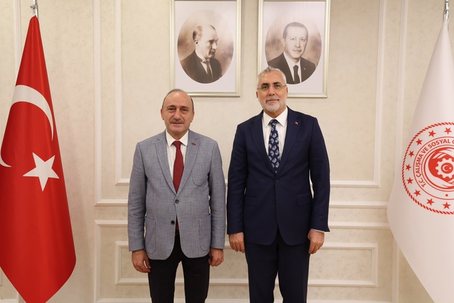 Öz Sağlık-İş'in Kamu Çerçeve Protokolü'nü öne çekme talebi Bakan Işıkhan'a iletildi