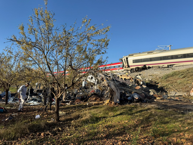 Toledo'da hızlı tren kazasında ölen sayısı 68'e yükseldi, 58 kişinin tedavisi sürüyor
