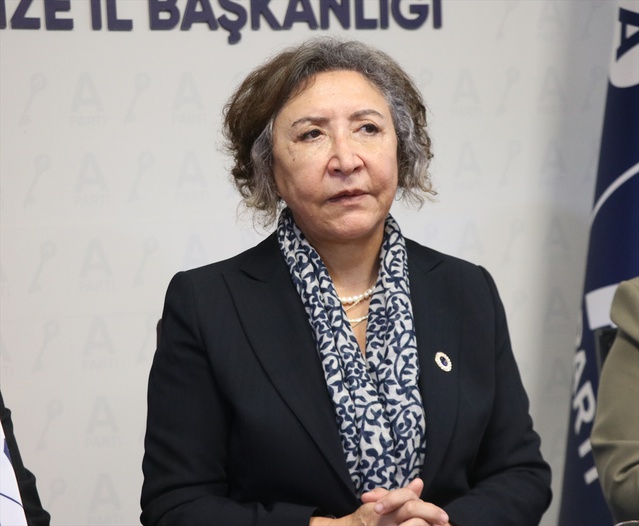 Anahtar Parti Genel Başkan Yardımcısı Selma Yel, Rize'de merkez siyasetini anlattı