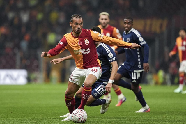 Eleştirilerin hedefindeki Leroy Sane sessizliğini bozdu! Taraftara mesajı var