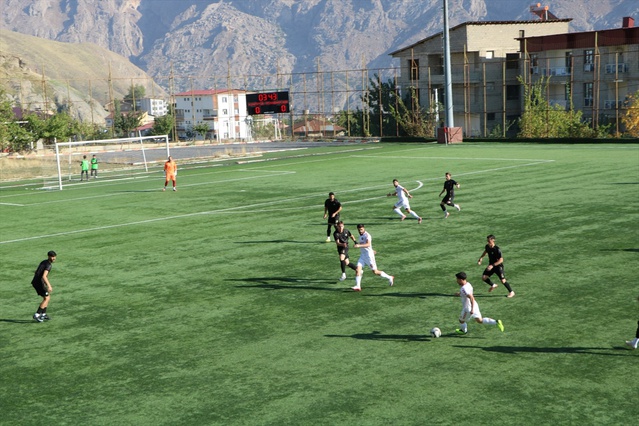 Diyarbakır Büyükşehir Belediyespor, Hakkari Zap Spor deplasmanında 1-1 berabere kaldı