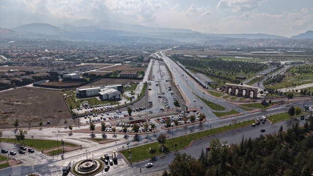 Millet Bahçesi'ne 900 Araçlık Yeni Otopark