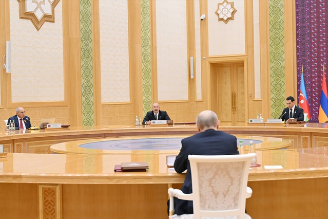 Aliyev, BDT zirvesinde 2026 ilk yarısında 8 milyon tonluk transit hacmini açıkladı