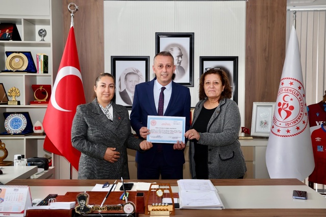 Niğde Gençlik ve Spor İl Müdürlüğü'ne 'Beslenme Dostu İş Yeri' unvanı verildi