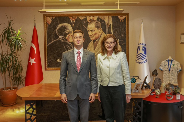 Birleşik Krallık Büyükelçisi Anderson, Bodrum'da turizm ilişkilerini görüştü