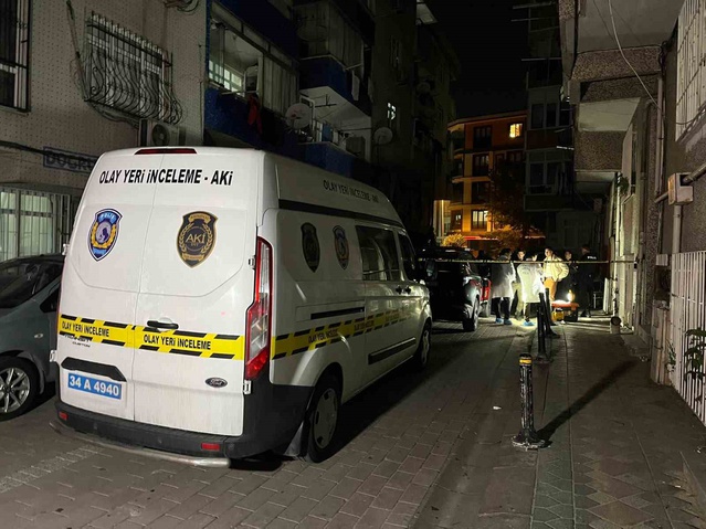 İstanbul'da polise silahlı saldırı! Şüpheli vurularak etkisiz hale getirildi