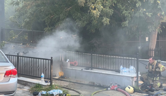 Büyükçekmece'de market deposundaki yangında hasar oluştu, yaralanan olmadı