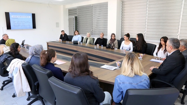 Eskişehir'de göreve yeni başlayan bakım personeline tecrübe aktarıldı