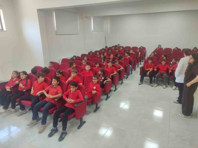 Adıyaman Doğa Koruma personeli 64 öğrenciye biyolojik çeşitlilik eğitimi verdi