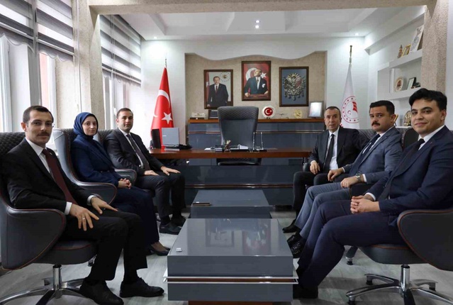 Bilecik'te 5 ilçenin kaymakamları, İl Tarım ve Orman Müdürü ile tarımı görüştü