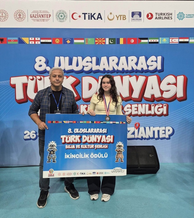 Canik BİLSEM öğrencisi kokarca tuzağıyla Gaziantep'te Türk Dünyası ikincisi oldu