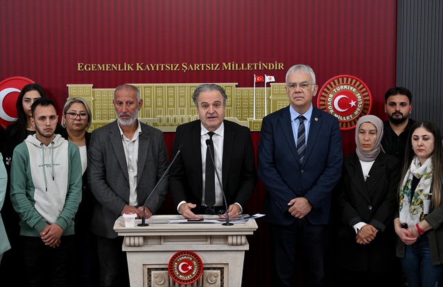 Pala, Aliağa'da 85 işçinin sendika değişikliğiyle işten çıkarıldığını iddia etti