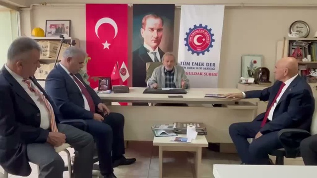 CHP'li Kaya, Zonguldak'ta emeklilere 'yoksulluğa mahkûm olmak değildir' dedi