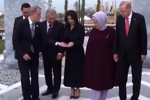 Beştepe'deki açılışa damga vuran an! Tüm bakışlar aynı anda o tarafa döndü